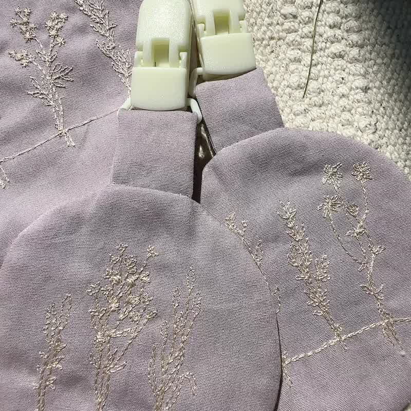 Embroidered garden handmade bib gift box/peace charm bag/ pacifier chain - Baby Gift Sets - Cotton & Hemp 