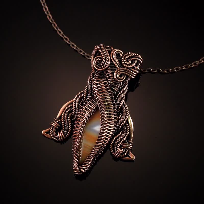 Natural Agate Pendant for Woman | Handmade Copper Wire Necklace | Antique style - สร้อยคอ - เครื่องเพชรพลอย หลากหลายสี