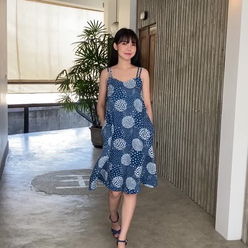 Natural cotton Dress with Side Pockets Summer Dress - Indigo and White - 連身裙 - 棉．麻 藍色