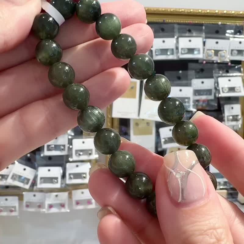 Manshunfa Green Hair Crystal Hand Beads 9.5mm Main Wealth and Career to Clear Body Negatives - สร้อยข้อมือ - คริสตัล สีเขียว