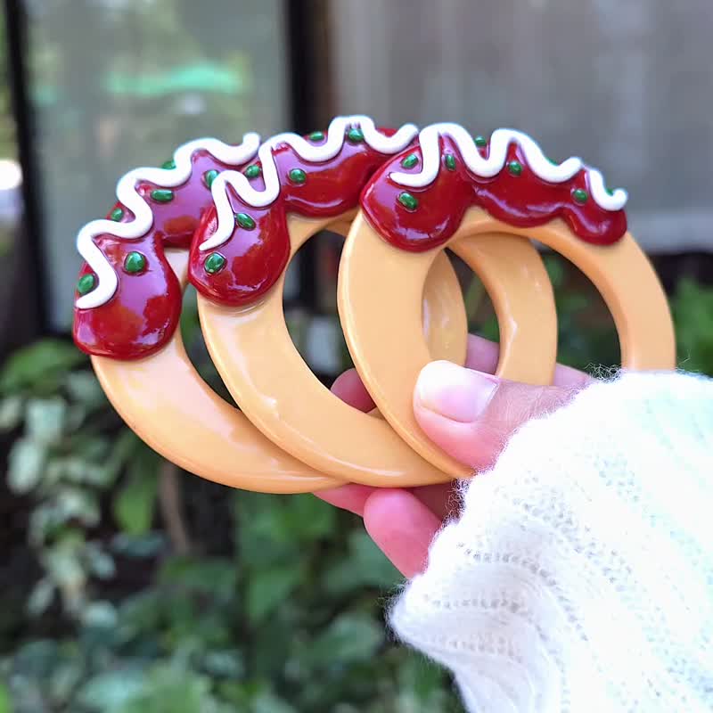 Kawaii Takoyaki Hair Stick – Japanese Food Bun Pin with Octopus Charm, Handmade - 髮夾/髮圈 - 其他材質 