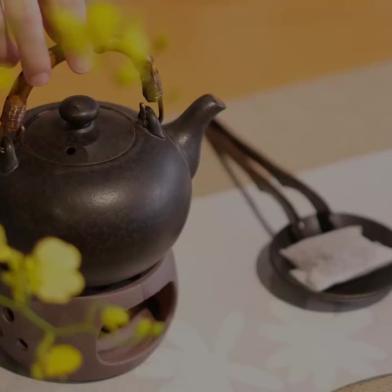 【媽媽最愛】陶作坊 │福慧養生組(燒水壺+溫壺座+養生普洱茶) - 茶壺/茶杯/茶具 - 其他材質 粉紅色