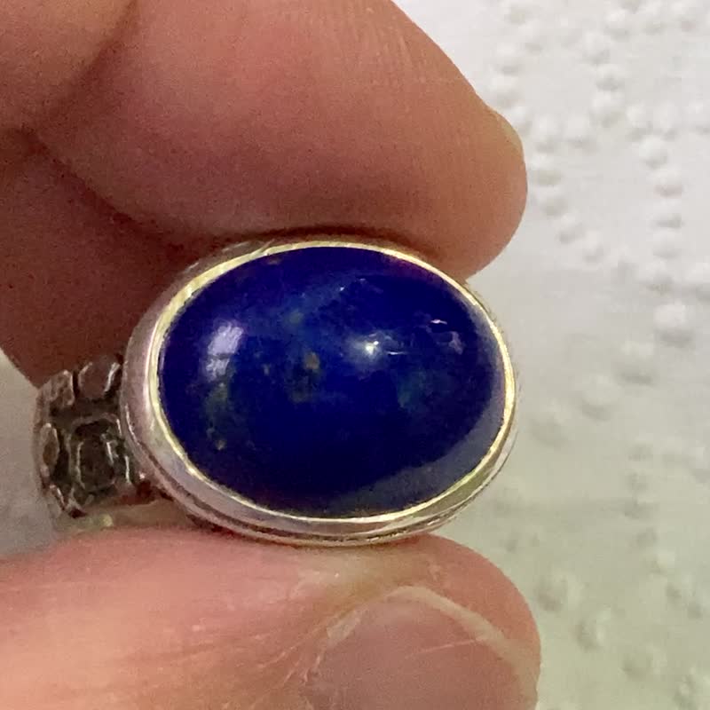 Natural lapis lazuli ring handmade in Nepal 925 sterling silver - แหวนทั่วไป - หยก สีน้ำเงิน