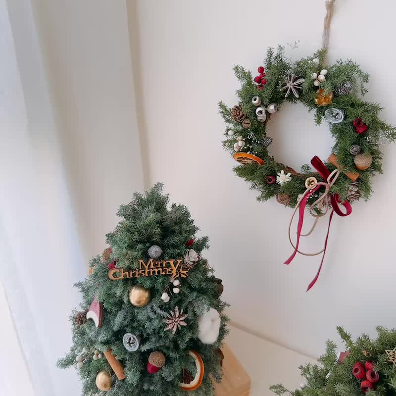 森與聖誕卡。聖誕節 永生雪松 - 乾燥花/永生花 - 植物．花 