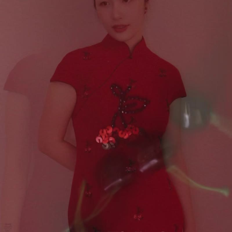 CHAELING 高級客製 美麗諾羊毛櫻桃法繡旗袍 - 旗袍/改良式旗袍 - 羊毛 