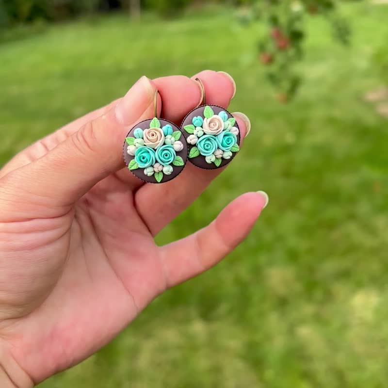 Dangle Earrings With Tiny Flowers Handmade Stylish Earrings Gift For Women - ต่างหู - ดินเหนียว หลากหลายสี