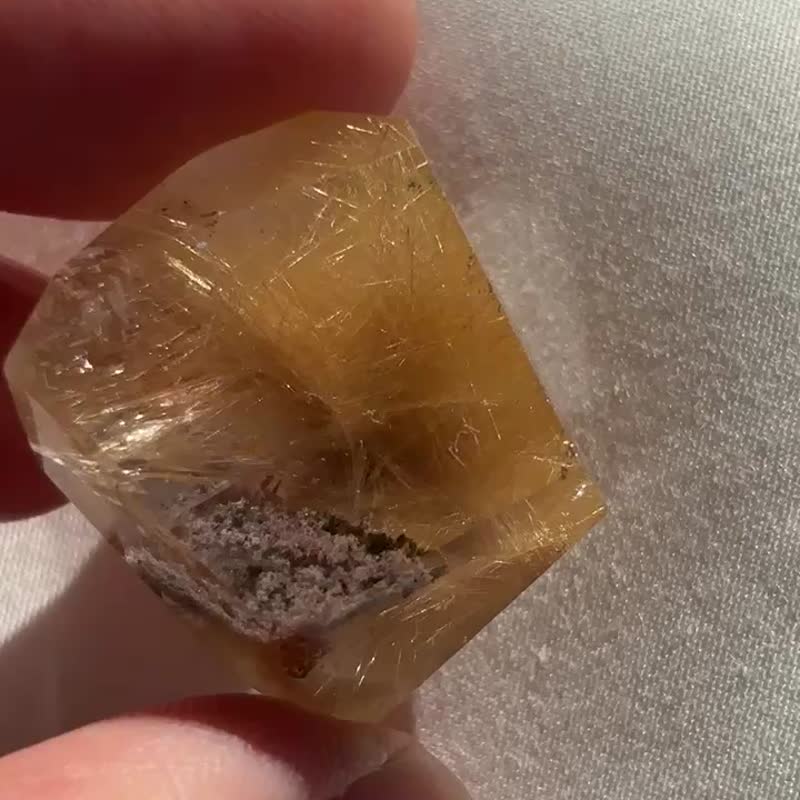 迷你高質 粉幽靈 金髮晶 金花 滿髮 擺設 手把件 水晶原礦 原石 - 擺飾/家飾品 - 水晶 金色
