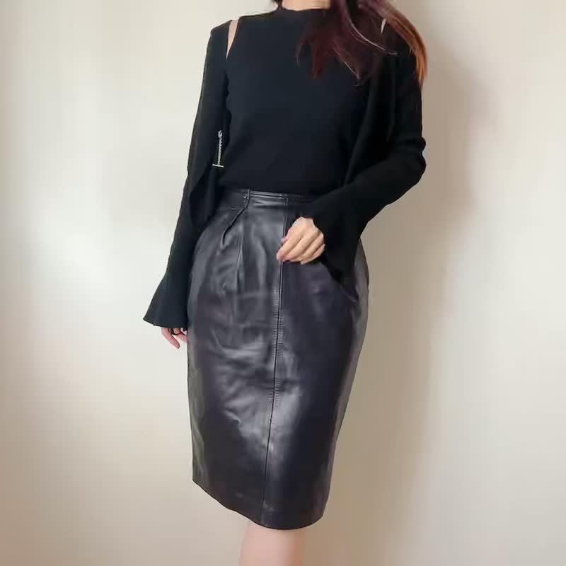 古著名牌 Loewe 羅意威 真皮 皮裙 海軍藍 修身 氣質個性 - 裙子/長裙 - 真皮 黑色
