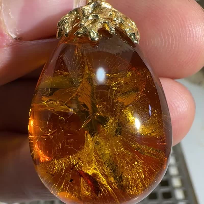 優雅波羅的海琥珀宣言吊墜 手工製作的琥珀色閃耀寶石項鍊 - 項鍊 - 半寶石 金色