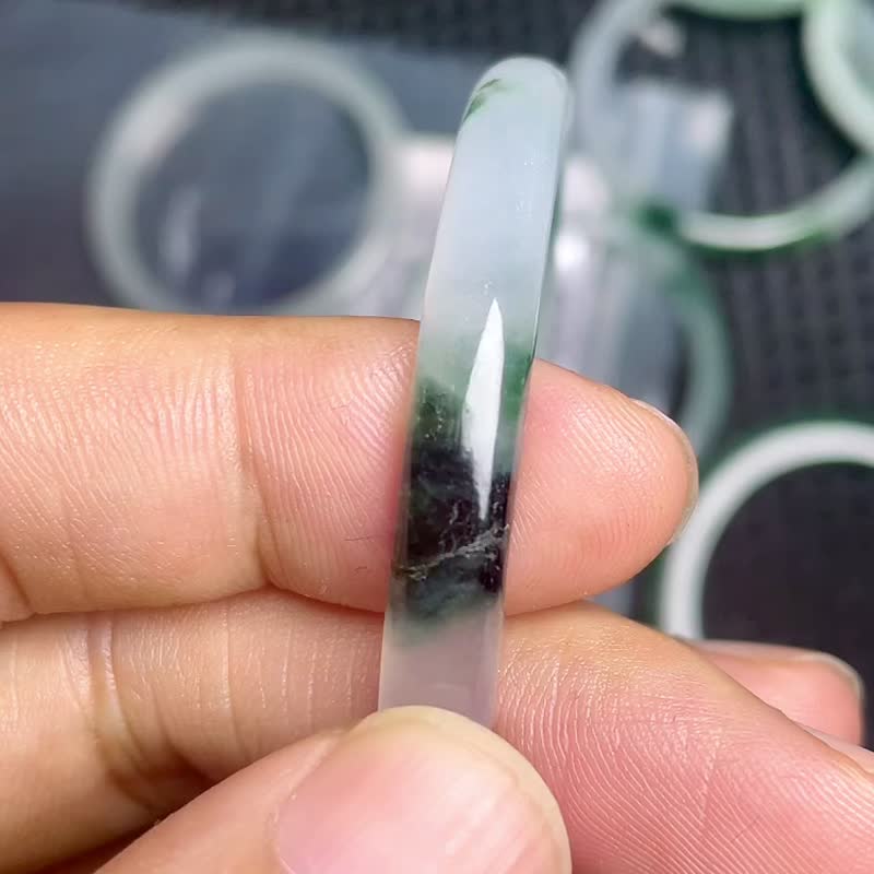 冰種翡翠天然翡翠玉鐲A玉手鐲 玉鈪 • 冰種綠藻飄花翡翠福鐲 - 手鍊/手環 - 玉石 綠色