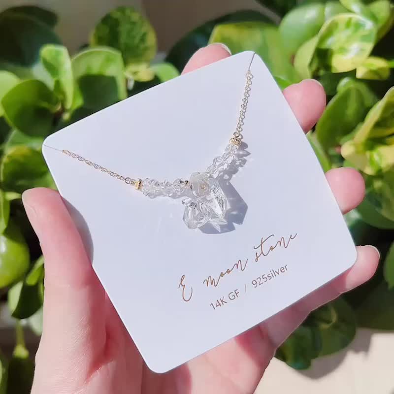 高頻能量 花裙晶簇多生閃靈鑽項鍊 原始水晶 - 項鍊 - 水晶 