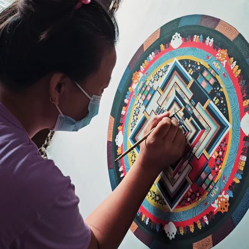 ทังก้ามัณฑปกัลจักร – แผนที่ศักดิ์สิทธิ์แห่งความสมดุลจักรวาล - ตกแต่งผนัง - วัสดุอื่นๆ หลากหลายสี