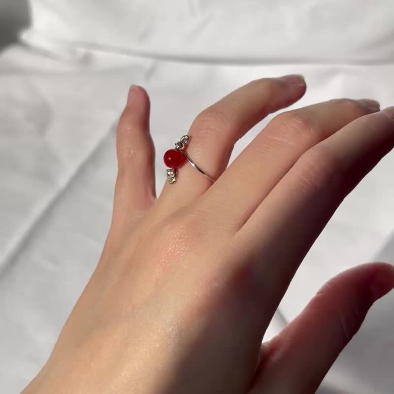 紅瑪瑙_戒指_彈性戒圍_簡約_金屬編織飾品_礦石水晶_銅鍍鈦 - 戒指 - 半寶石 紅色