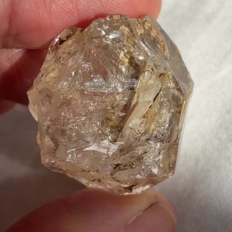 黃泥骸骨 城堡 骨干 閃靈鑽 水晶 天然礦物晶 礦石標本 礦標 原石 - 擺飾/家飾品 - 水晶 咖啡色