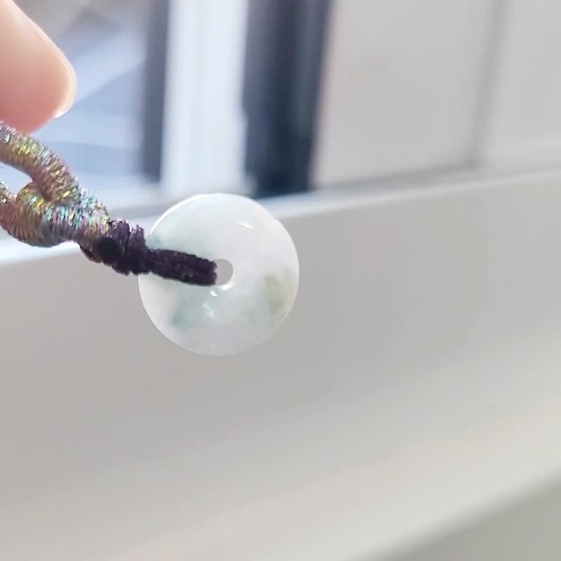 親翠 天然翡翠 冰潤飄花精緻可愛平安釦項鍊 - 項鍊 - 玉石 多色