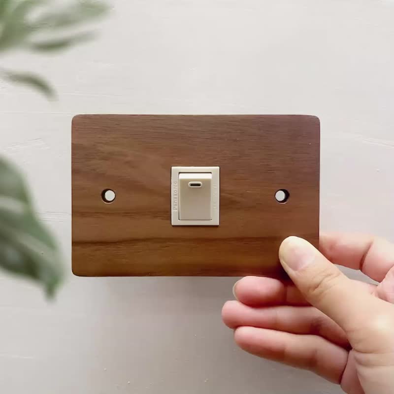 Taisho retro Western style North American black walnut switch panel with Panasonic international brand 901NE - โคมไฟ - ไม้ สีนำ้ตาล