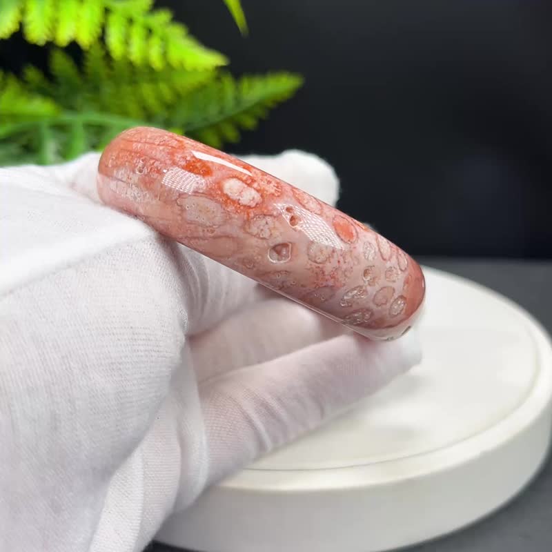 橘粉珊瑚玉手鐲 53MM 高瓷玉化晶洞 檸檬片鳳尾紋 招財納運護佑 - 手鍊/手環 - 玉石 