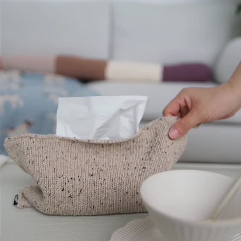 Hanging wool paper bag guest dining room bedroom decorative tissue box - กล่องทิชชู่ - ขนแกะ 