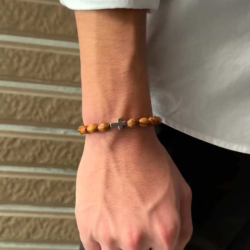 Classic Cross Wooden Bracelet - สร้อยข้อมือ - ไม้ สีนำ้ตาล