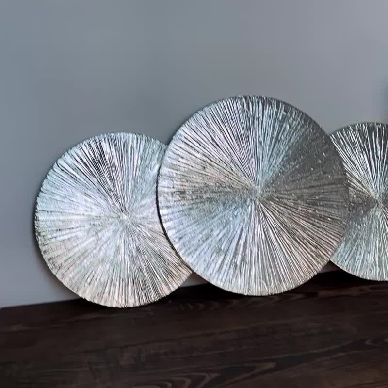 Set 3 Silver round paintings, set Pans on the wall, silver State three paintings - 海報/掛畫/掛布 - 其他材質 銀色