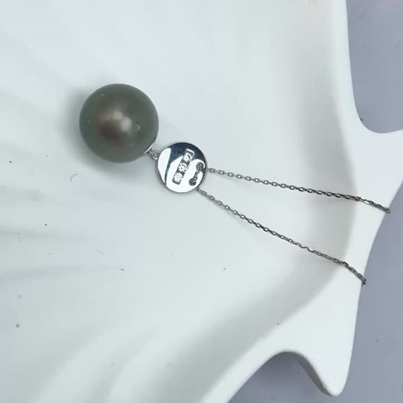 Natural seawater pearl Tahitian black pearl large pearl peacock green pendant necklace - สร้อยคอ - ไข่มุก สีดำ