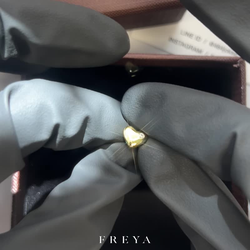 FREYA  單鑽 愛心耳釘 設計款-純銀14k金 - 耳環/耳夾/耳骨夾 - 貴金屬 