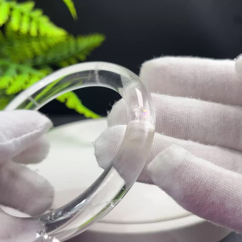 精美 白水晶手鐲 59MM 冰透彩虹閃片石英手環 淨化心靈平衡能量 - 手鍊/手環 - 水晶 白色