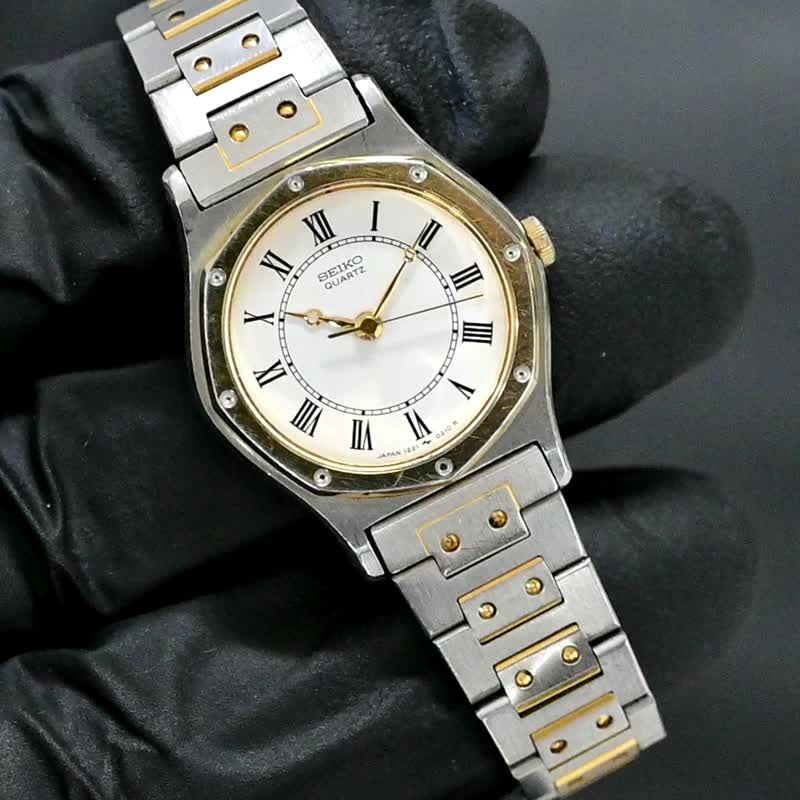 Free shipping Seiko women Round Shape watch 23mm Roman white Tone Dial quartz - นาฬิกาผู้หญิง - สแตนเลส ขาว