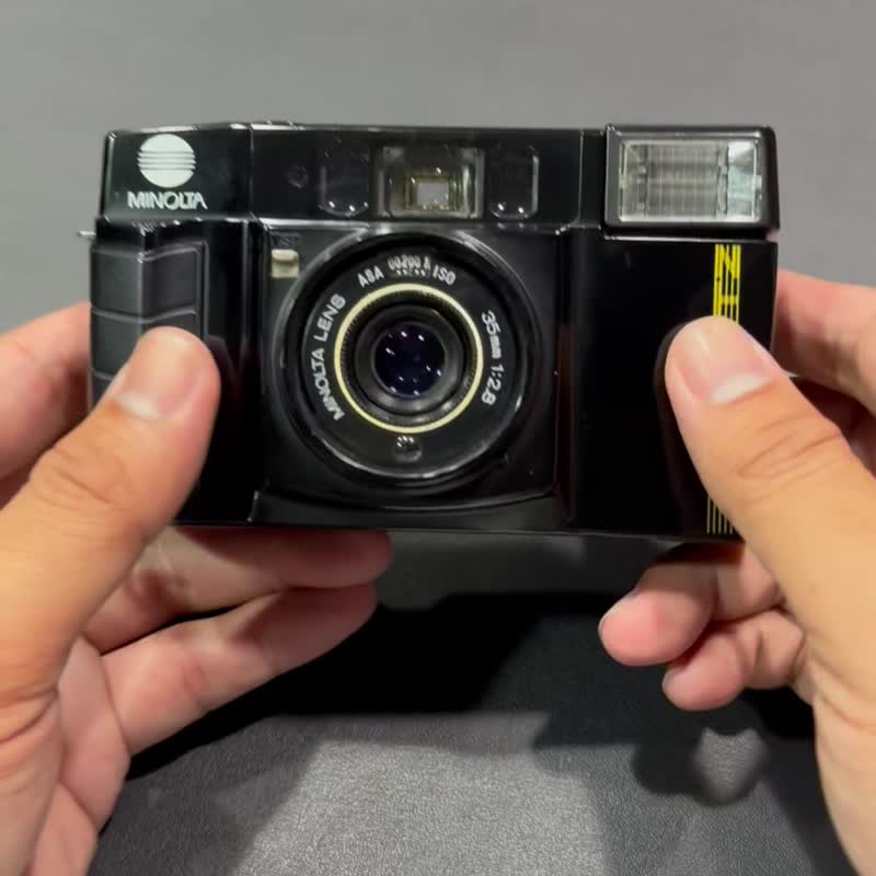 135 film Minolta AF-S Quartz portable film machine film camera film 70% new - กล้อง - พลาสติก สีดำ