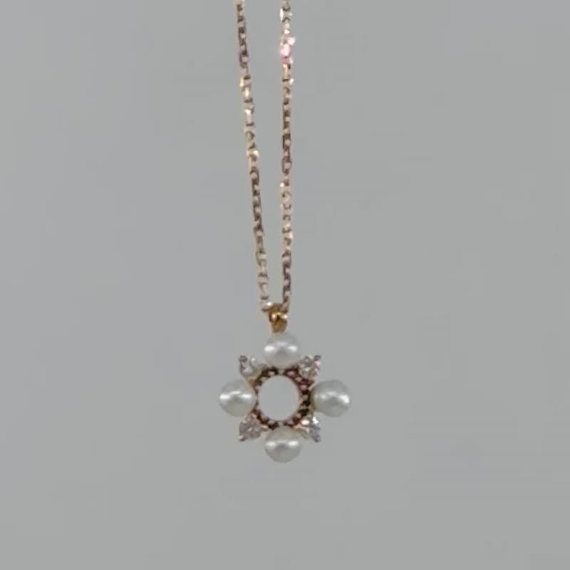 Snowflake Pearl 10K Necklace - สร้อยคอ - เครื่องประดับ 