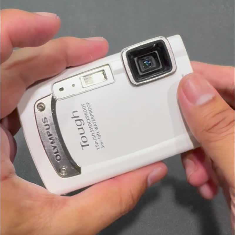 CCD ultra-thin pocket camera Olympus TG-310 70% new digital camera Y2K Little - Cameras - Plastic White