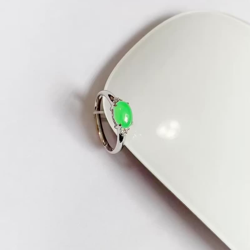 18K White Gold Natural Emerald Diamond Ring - แหวนทั่วไป - เครื่องเพชรพลอย สีเขียว