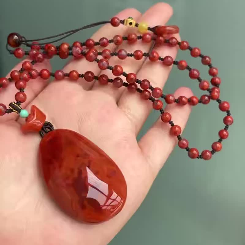 精品四川南紅吊墜水滴 滿肉玫瑰紅 瓦西料 點綴南紅元寶 - 吊飾/掛飾 - 水晶 