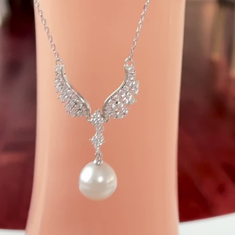 Angel Wings~Natural Seawater Pearl Australian White Pearl Silver Necklace - สร้อยคอ - ไข่มุก ขาว