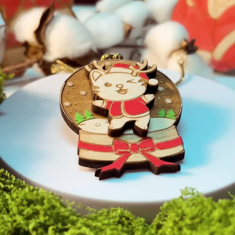 Cats Wooden Christmas Ornaments Set – Hand-Painted Wooden Holiday Decor - Xmas - 擺飾/家飾品 - 木頭 