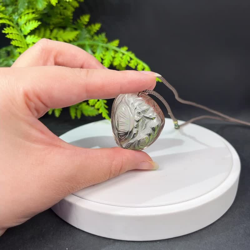 冰透凈體爆彩茶晶吊墜 立體手雕九尾狐蝴蝶水晶項鏈 能量穩重平衡 - 項鍊 - 水晶 