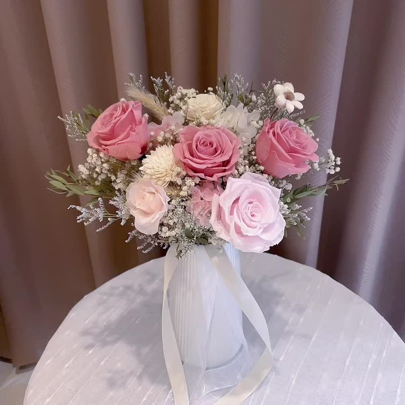 乾燥玫瑰色 永生花捧花 訂婚捧花 登記捧花 結婚捧花 客製捧花 - 乾燥花/永生花 - 植物．花 粉紅色