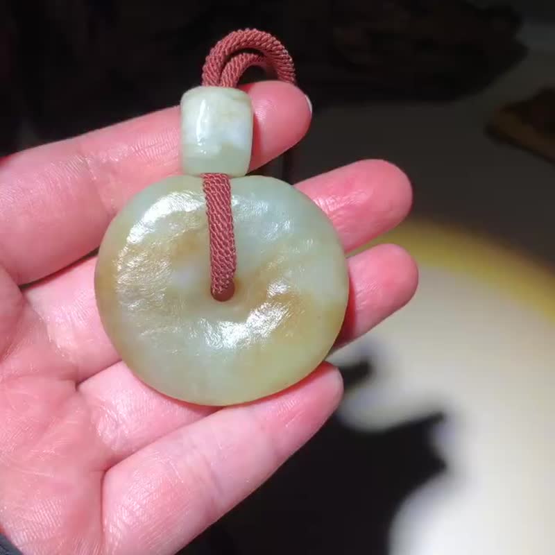 Sugar-white weathered Hetian jade pendant - Necklaces - Gemstone 