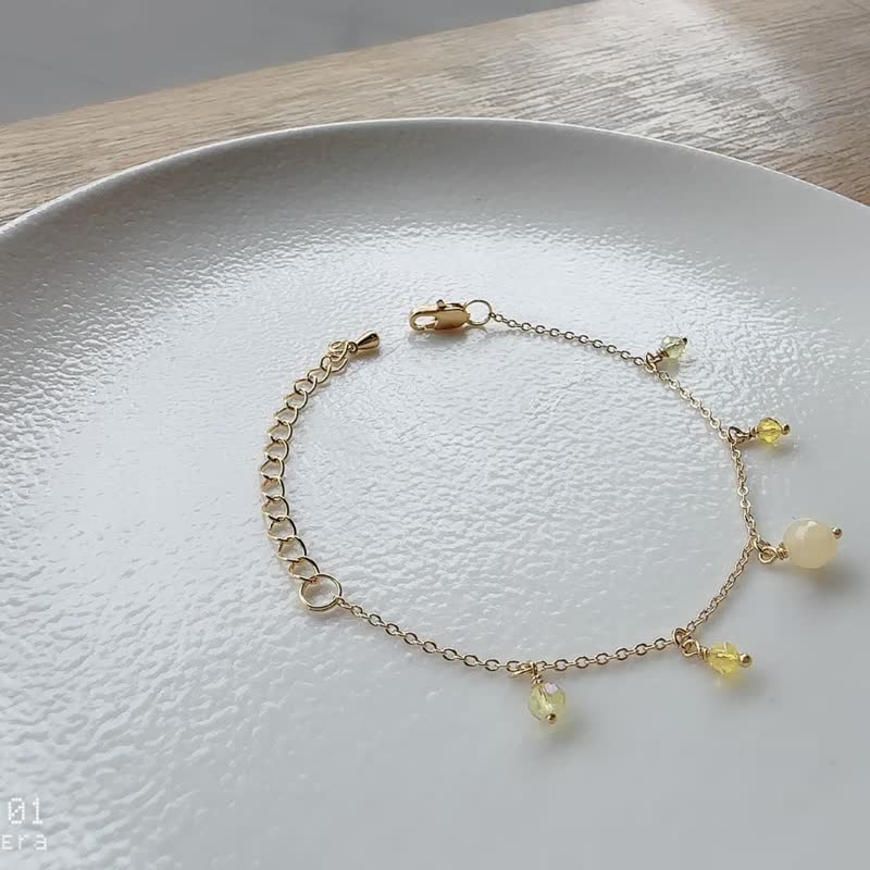 12星座【金色に輝くブレスレット】_獅子座×乙女座_ - ブレスレット - 銅・真鍮 イエロー