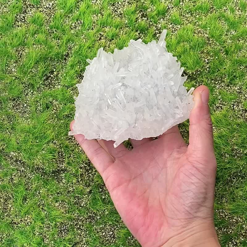 Natural raw ore energy, white crystal clusters, fireworks clusters, degaussing, purification, healing, good luck, evil spirits and evil spirits - ของวางตกแต่ง - คริสตัล ขาว