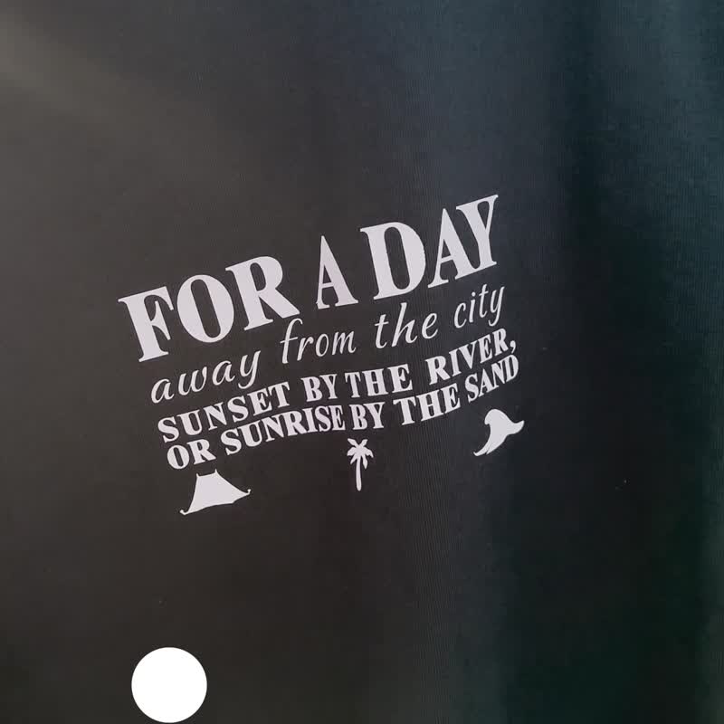 FOR A DAY, away from the city t-shirt (Black) - เสื้อยืดผู้หญิง - ผ้าฝ้าย/ผ้าลินิน 