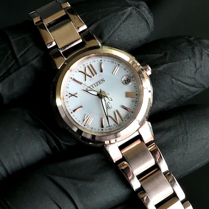 送料無料 CITIZEN シチズン Xc クロッシー basic collection ES9435-51A 女性用 電波ソーラー腕時計 手錶 - 女錶 - 不鏽鋼 金色