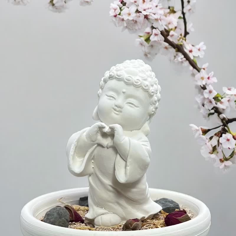 Zen style design, Buddhist art, new aesthetics, essential oil fragrance, diffuse fragrance, purify and recite auspicious little Buddha, Buddha Love mid-plate set - ของวางตกแต่ง - ปูน ขาว