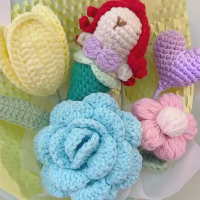 Capybara Mermaid Bouquet Knitted Flowers Knitted Flowers Crocheted Flowers Knitted Flowers Graduation Bouquet Chinese Valentine's Day - ช่อดอกไม้แห้ง - ผ้าฝ้าย/ผ้าลินิน หลากหลายสี