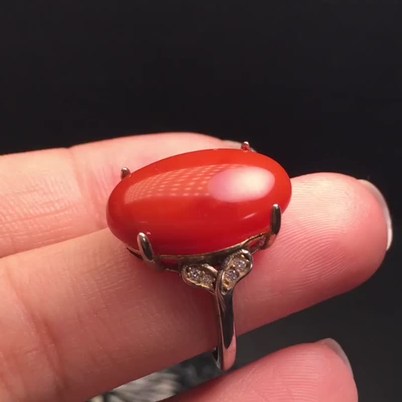 精品四川南紅戒指 規格18.4*11.3mm 鑲嵌925銀托 復古銀 - 戒指 - 水晶 
