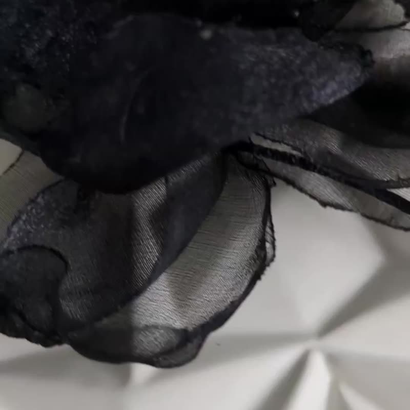 Choker with flower from organza in black colour - 項鍊 - 其他材質 黑色