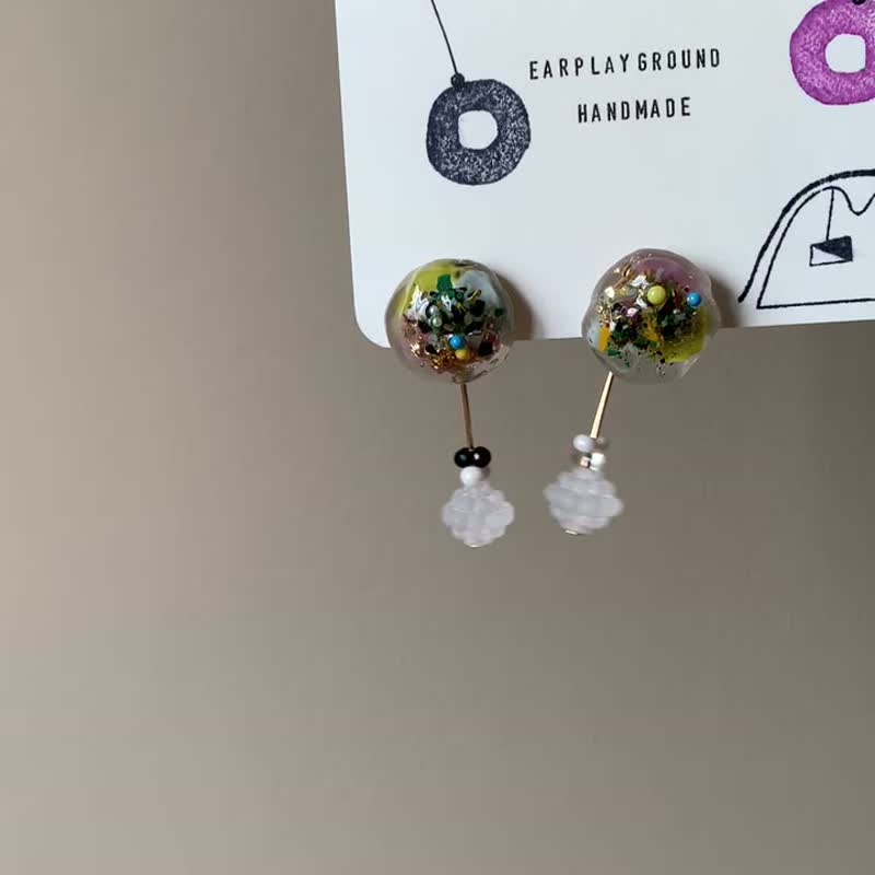 Handmade earrings - Earrings & Clip-ons - Resin Multicolor